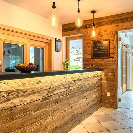 Haus Gitschberg Hotell 3*